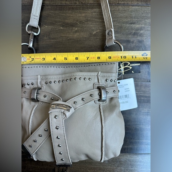 B. MAKOWSKY Tan Pebbled Leather / Studded Crossbody Shoulder
Handbag - Picture 8 of 10